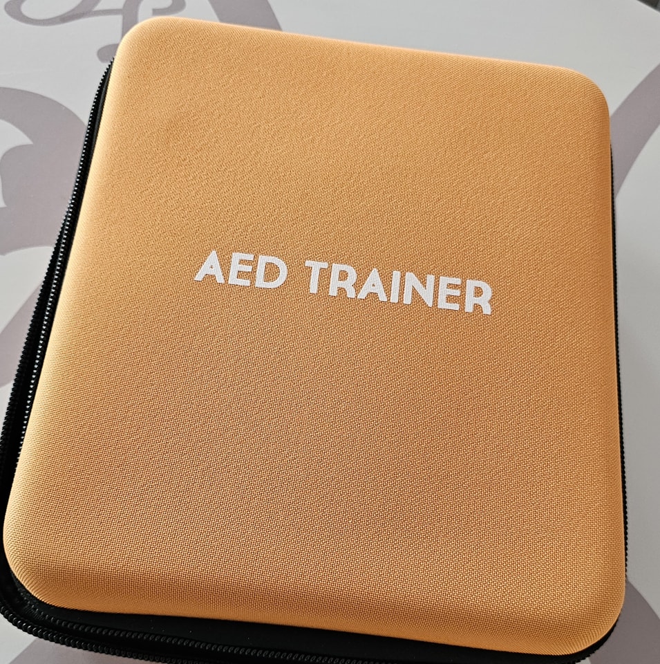 AED trainer